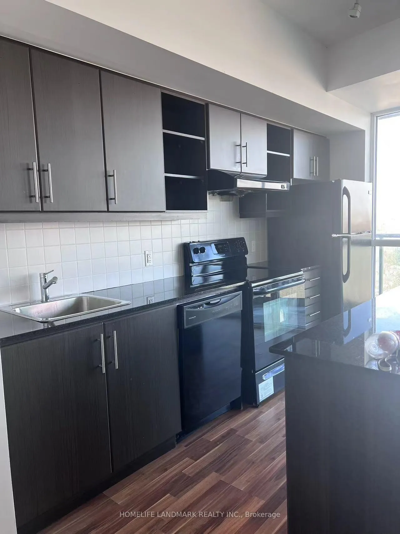 Photo 19 of Unit Lph 05, 35 Brian Peck Crescent, Toronto, Thorncliffe Park — HOMEH