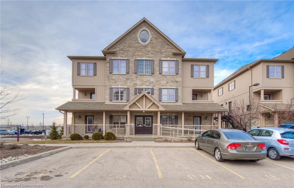 Front of Unit 8j, 1460 Highland Road W