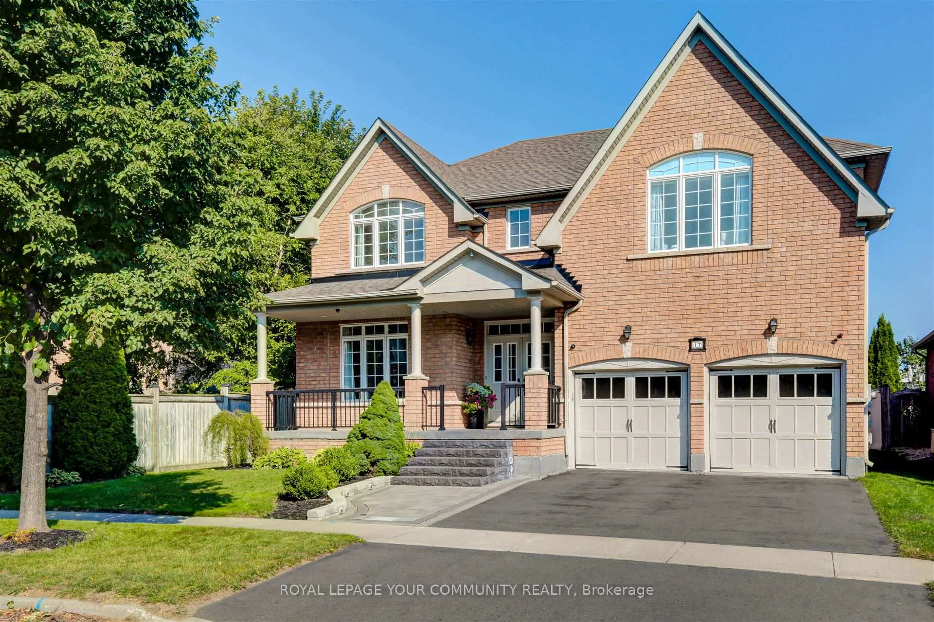 Photo 1 of 17 Rosena Lane, Uxbridge — HOMEH