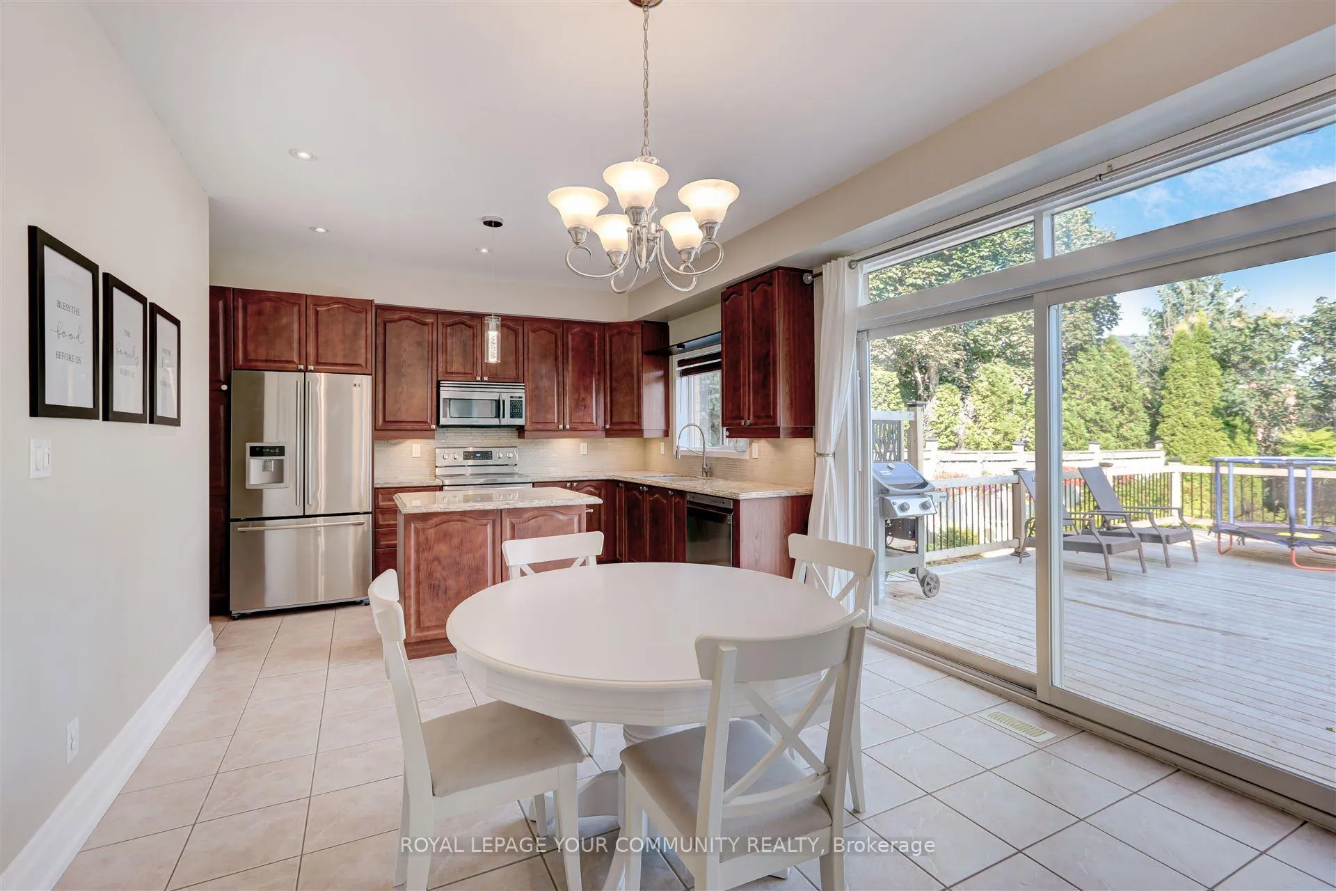Photo 14 of 17 Rosena Lane, Uxbridge — HOMEH