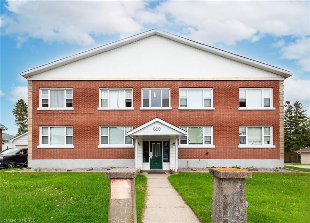 Photo 2 of 810 Ann Street, North Bay, Central — HOMEH