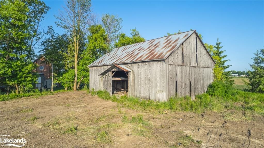 Photo 7 of 6029 26 Highway, Clearview, Rural Clearview — HOMEH