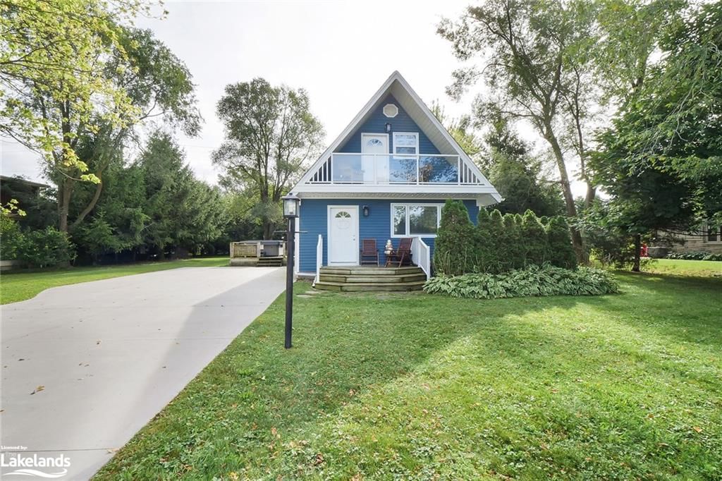 Front of 71236 Sandra Street