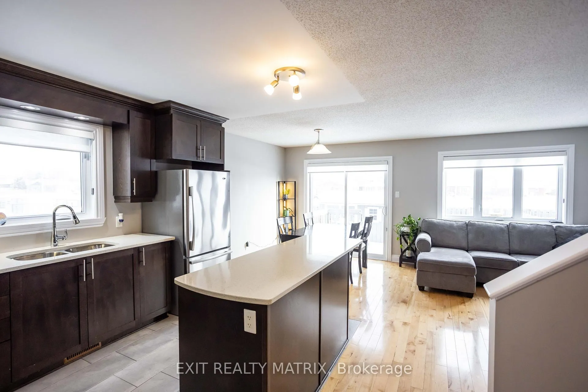 Photo 9 of 1117 Clement Court, Cornwall — HOMEH