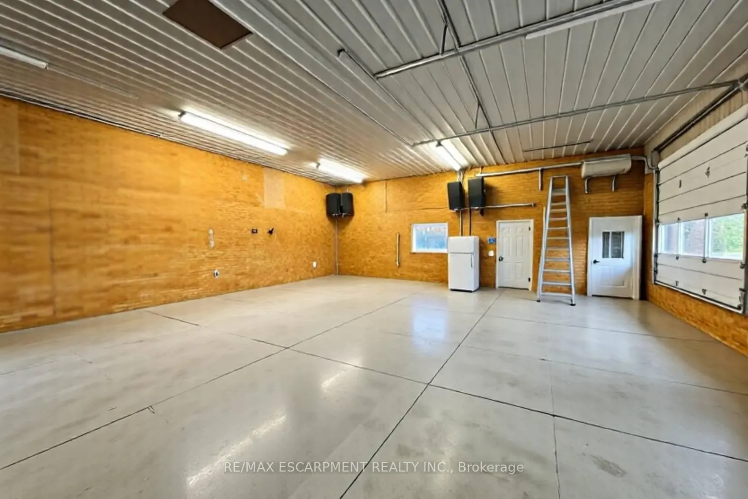 Photo 3 of 75642 Diltz Road, Wainfleet, Marshville/Winger — HOMEH