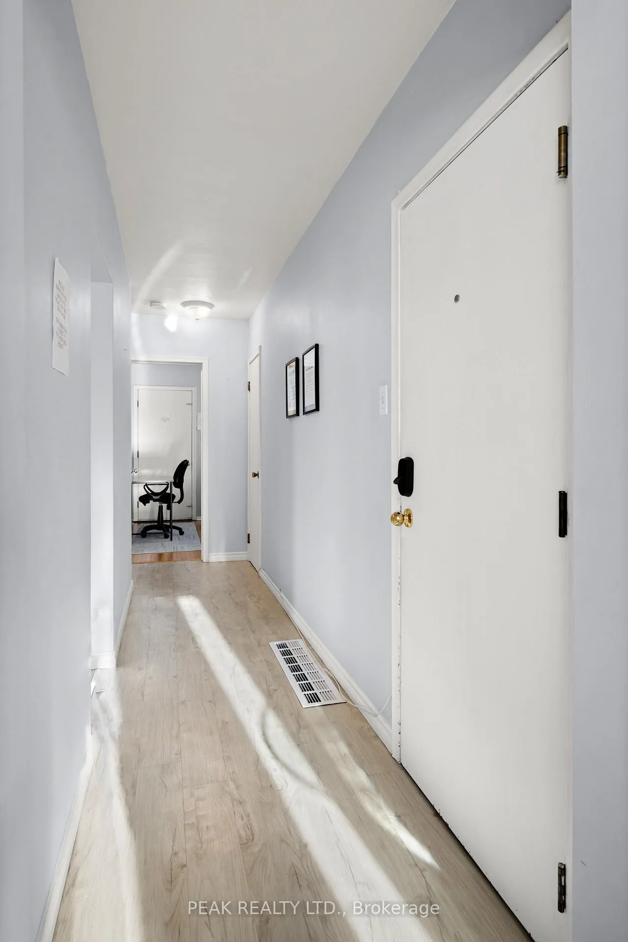 Photo 4 of 58 Brandon Avenue, Kitchener — HOMEH