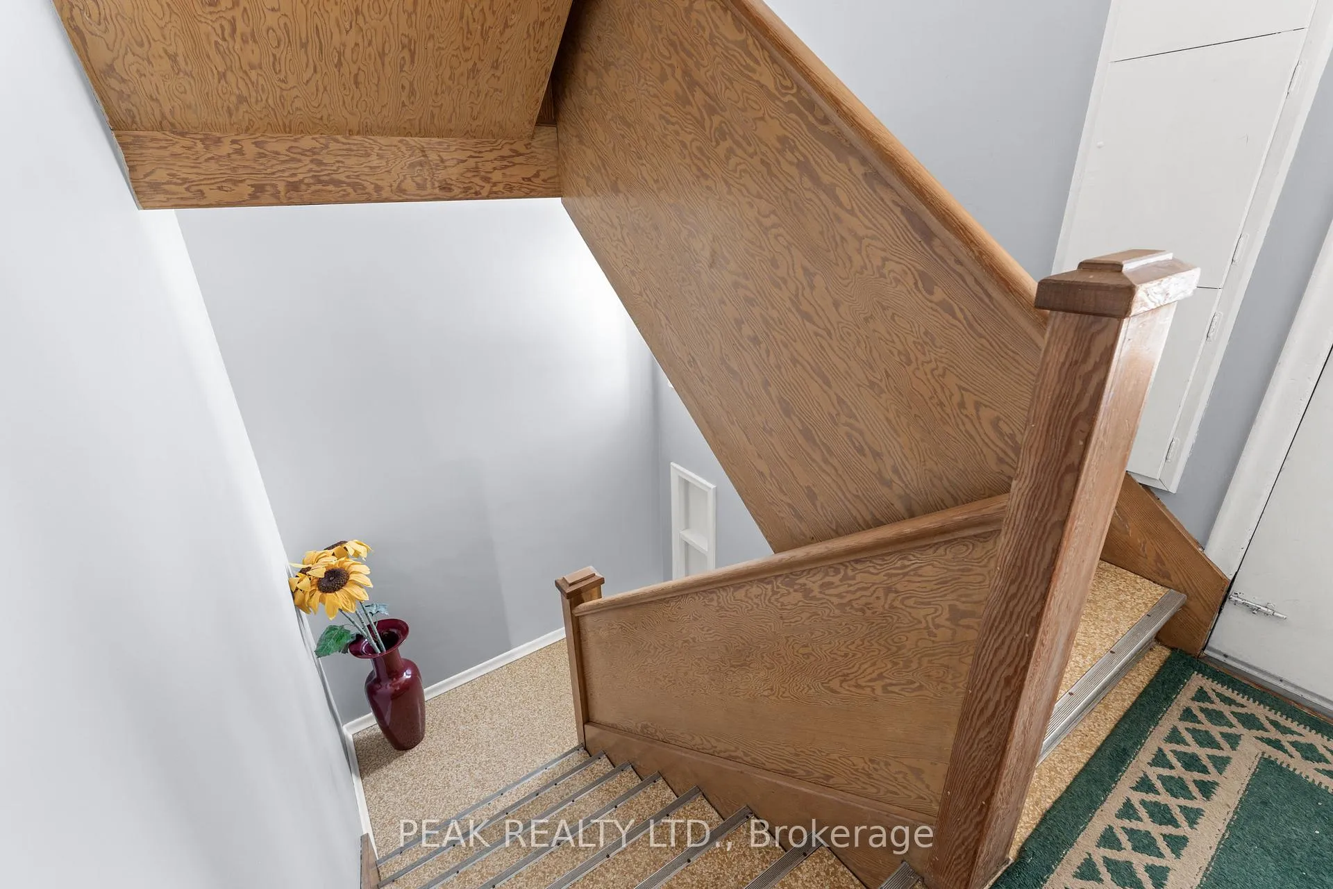 Photo 13 of 58 Brandon Avenue, Kitchener — HOMEH