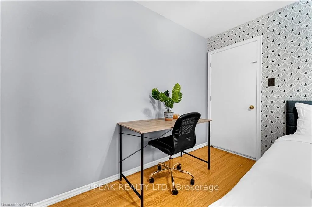 Photo 40 of 58 Brandon Avenue, Kitchener — HOMEH