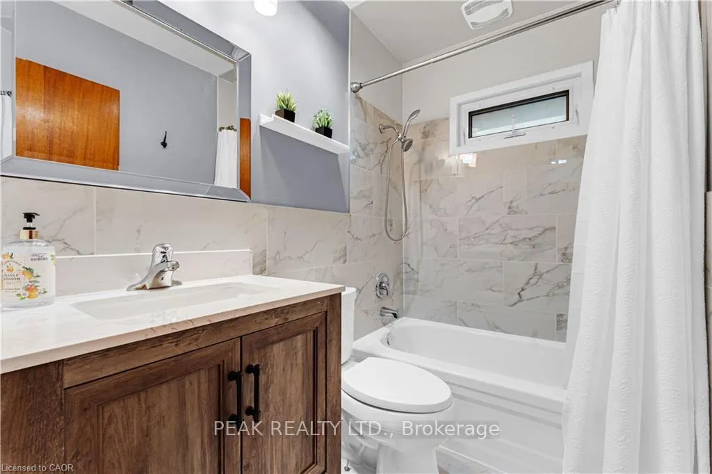 Photo 42 of 58 Brandon Avenue, Kitchener — HOMEH