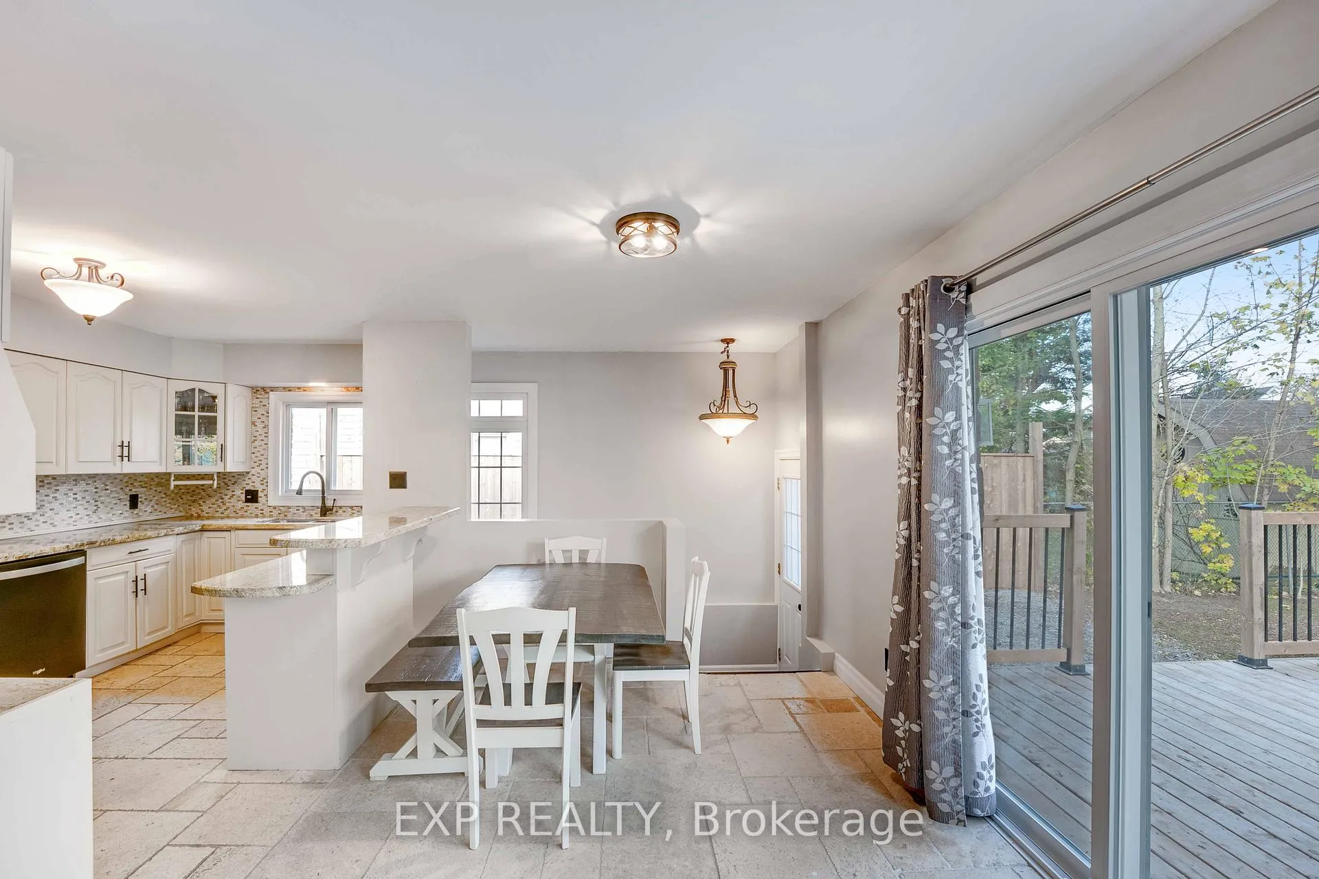 Photo 9 of 3426 Strang Drive, Niagara Falls, Chippawa — HOMEH