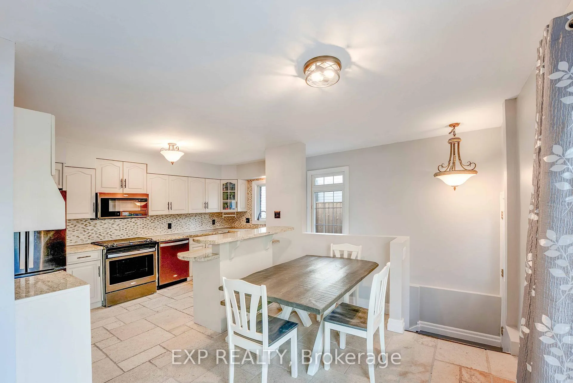 Photo 10 of 3426 Strang Drive, Niagara Falls, Chippawa — HOMEH