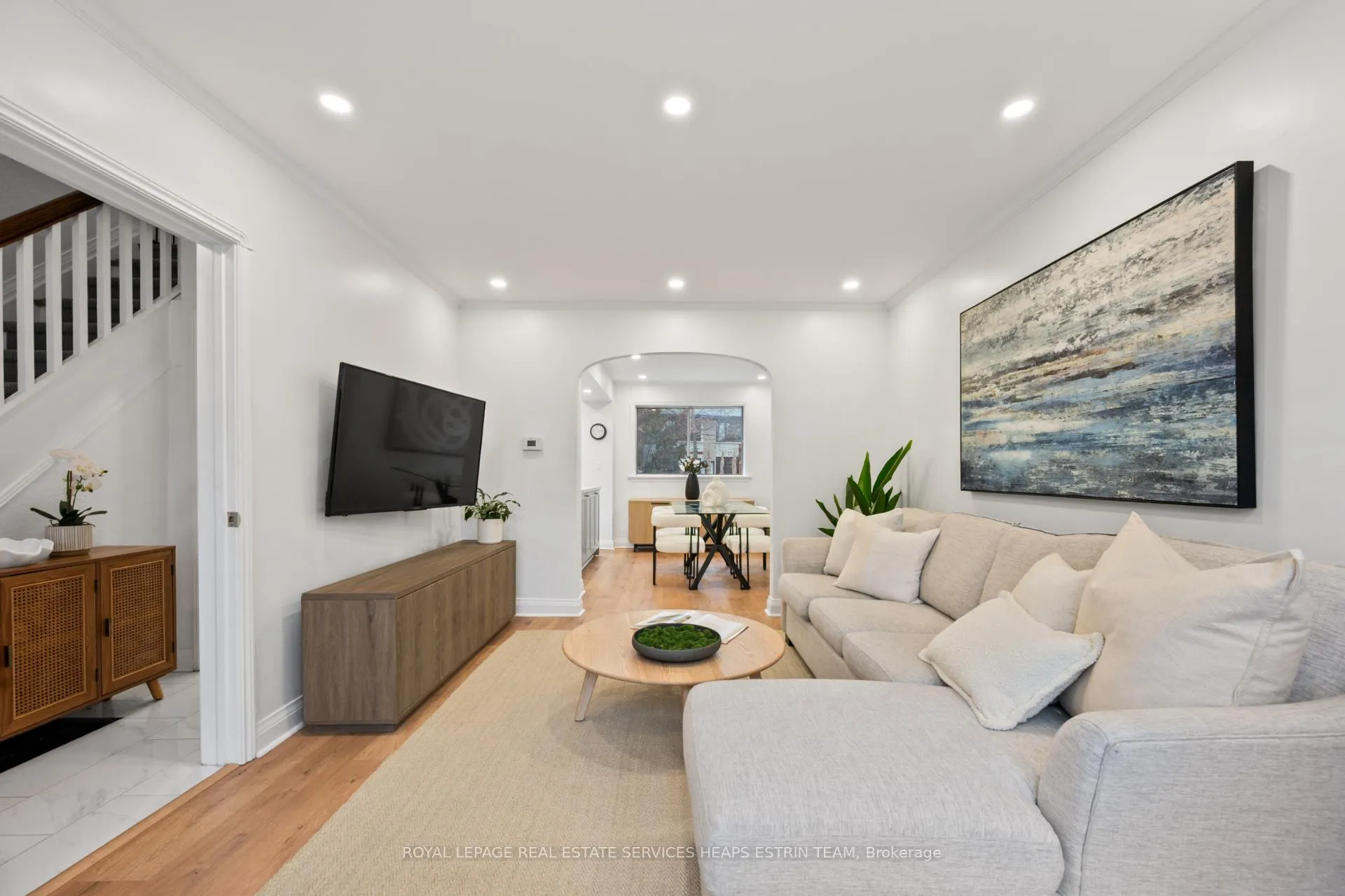 Photo 6 of 54 Thursfield Crescent, Toronto, Leaside — HOMEH