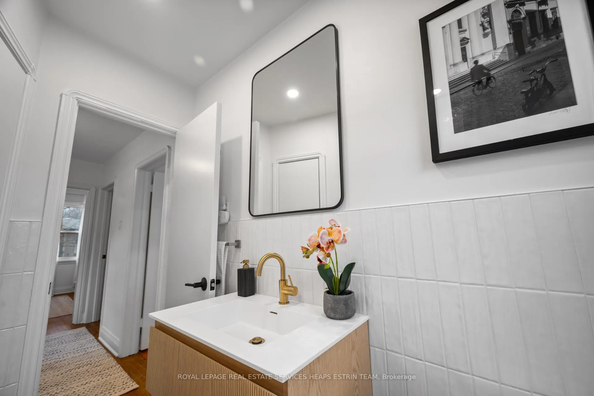 Photo 23 of 54 Thursfield Crescent, Toronto, Leaside — HOMEH