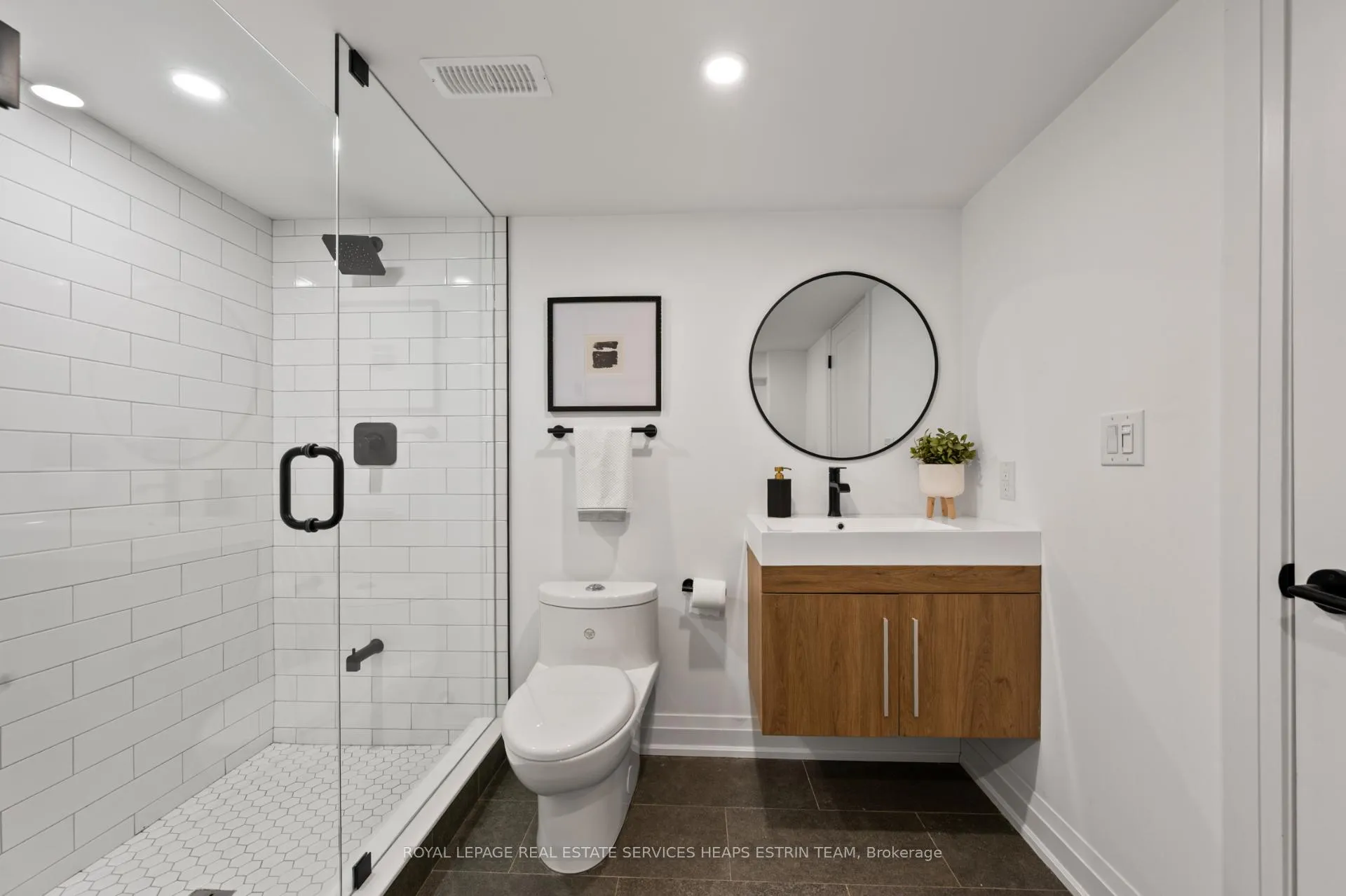 Photo 27 of 54 Thursfield Crescent, Toronto, Leaside — HOMEH