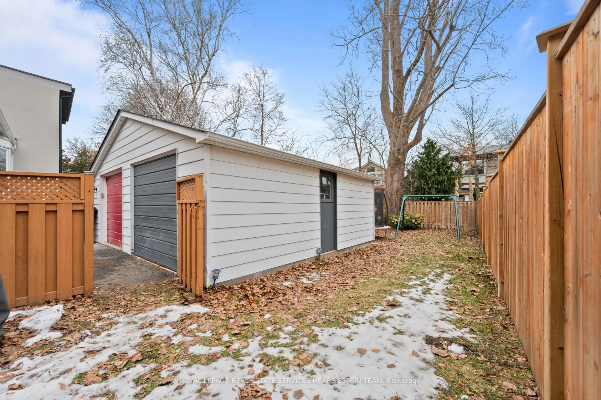 Photo 33 of 54 Thursfield Crescent, Toronto, Leaside — HOMEH