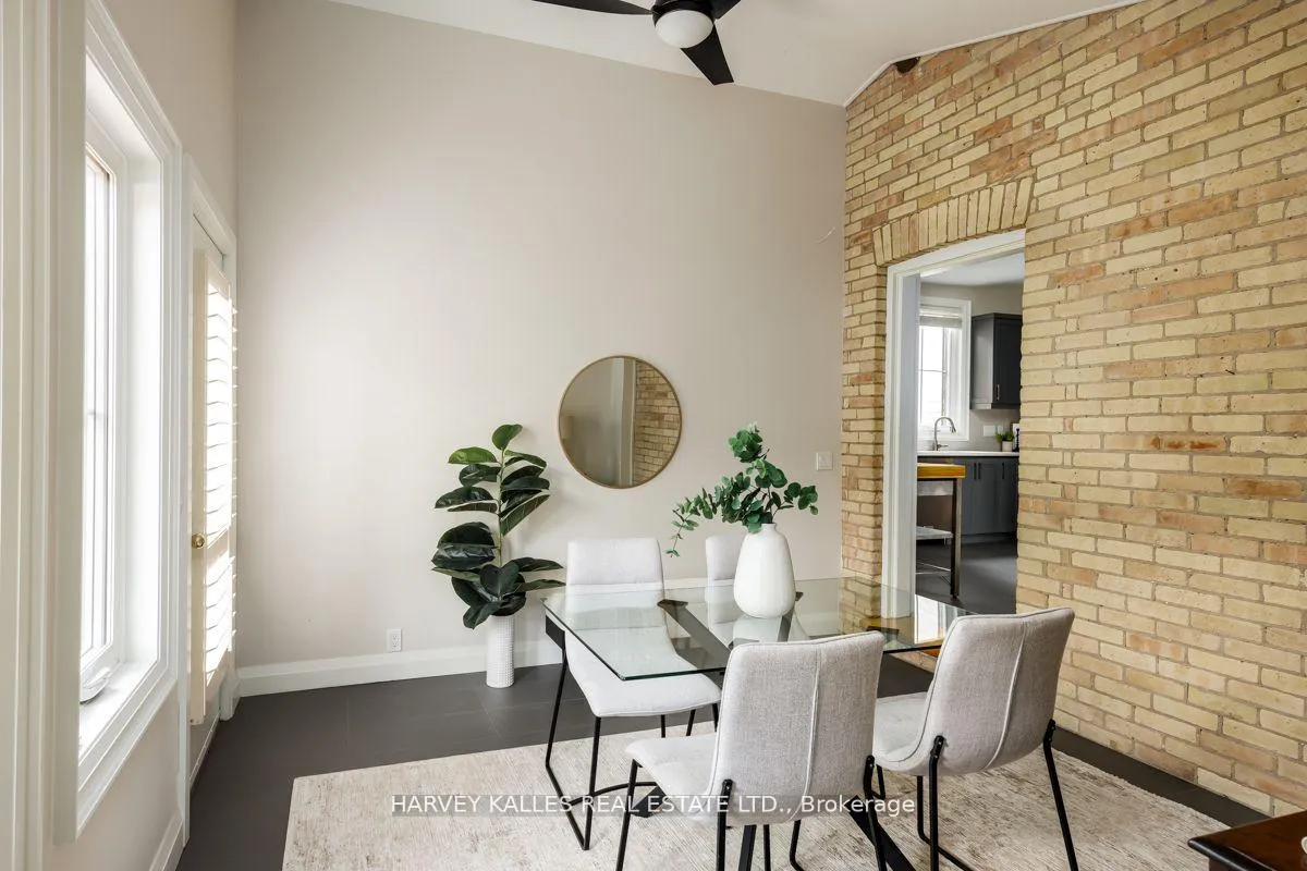 Photo 15 of 15375 Yonge Street, Aurora, Aurora Village — HOMEH
