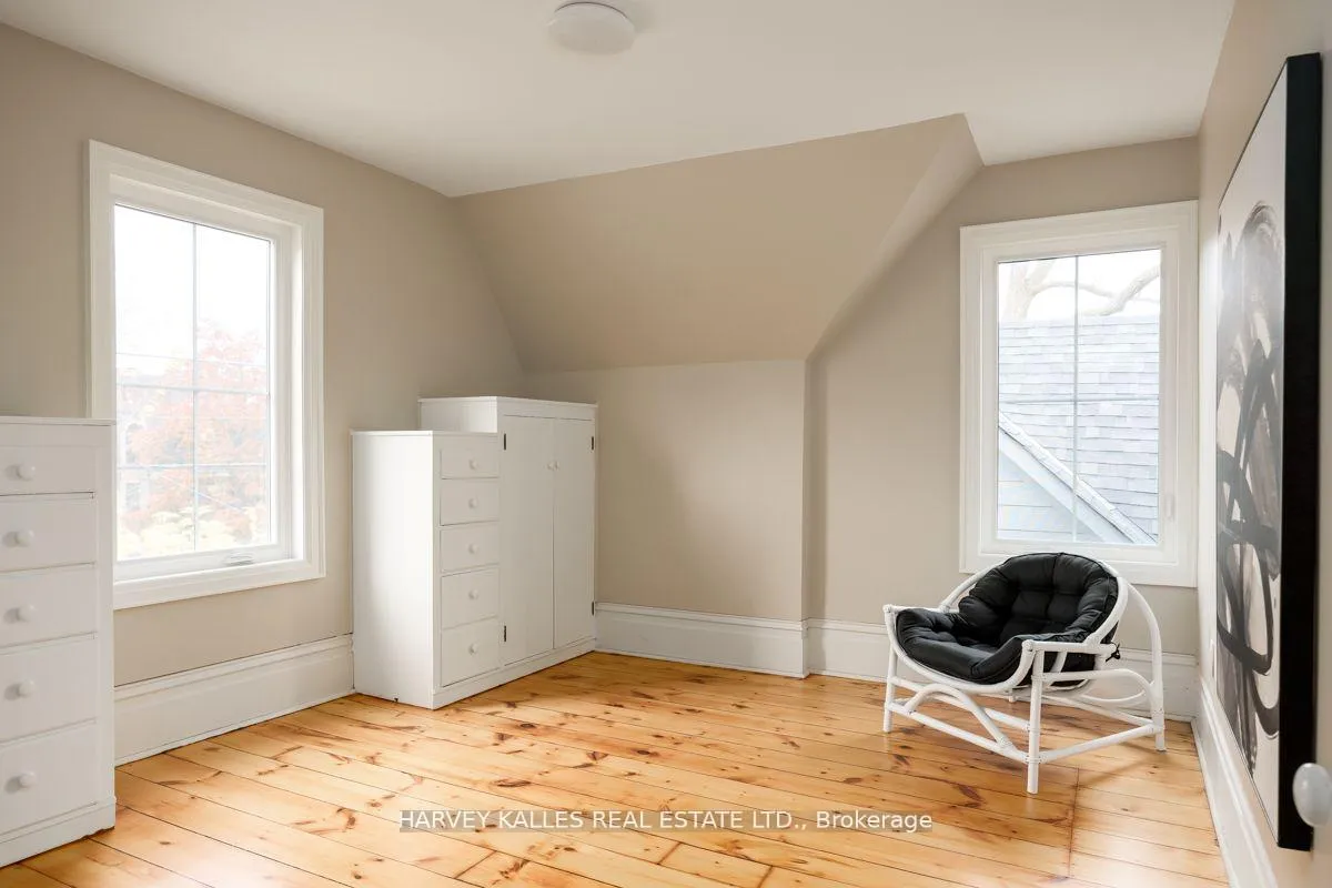 Photo 25 of 15375 Yonge Street, Aurora, Aurora Village — HOMEH