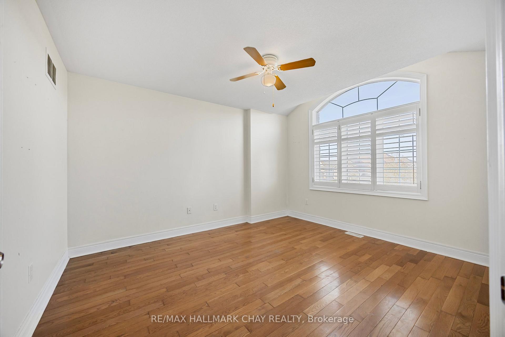 Photo 20 of 33 Collier Crescent, Essa, Angus — HOMEH