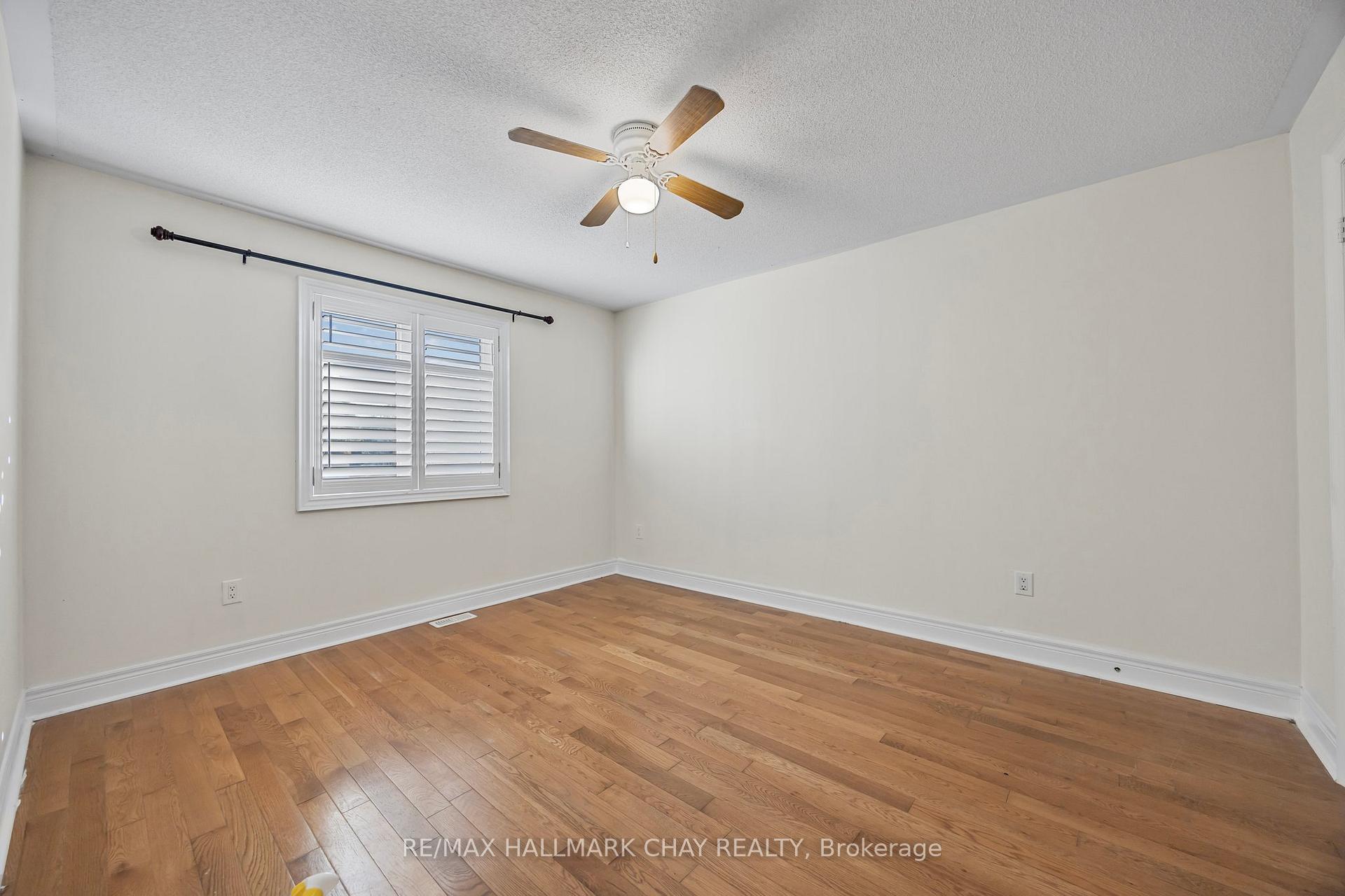 Photo 24 of 33 Collier Crescent, Essa, Angus — HOMEH