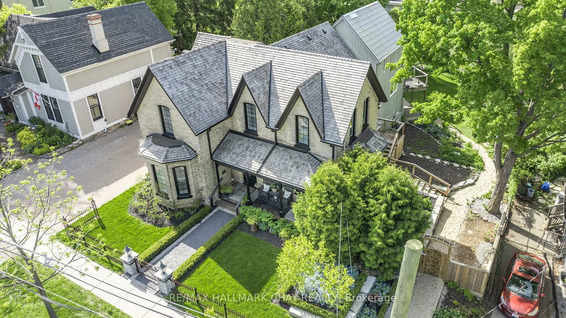Front of 11 Catherine Avenue