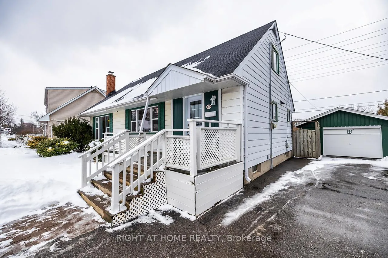 Photo 3 of 21 Wishbone Crescent, Ajax, South East — HOMEH