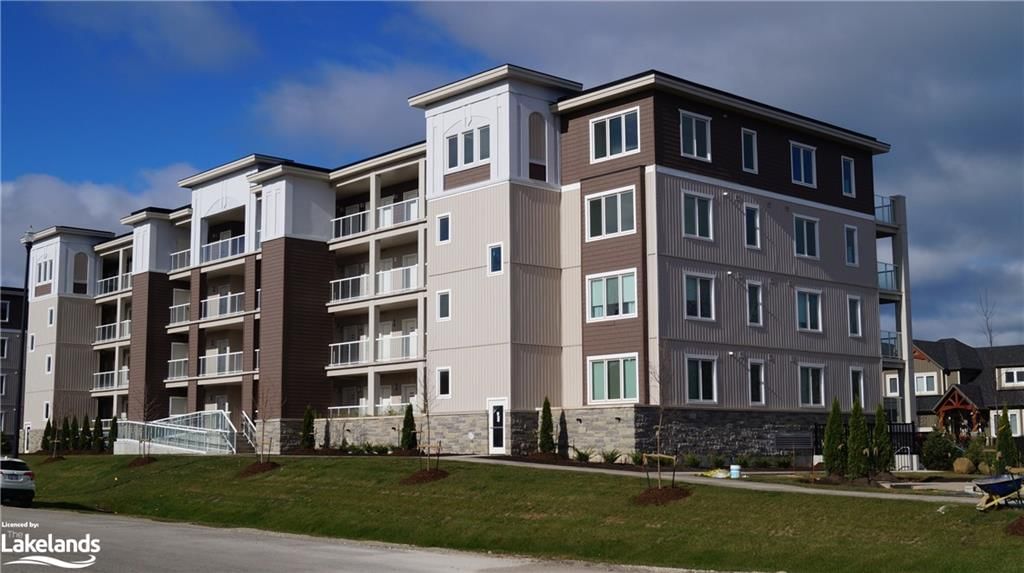 Front of Unit 412, 5 Spooner Crescent