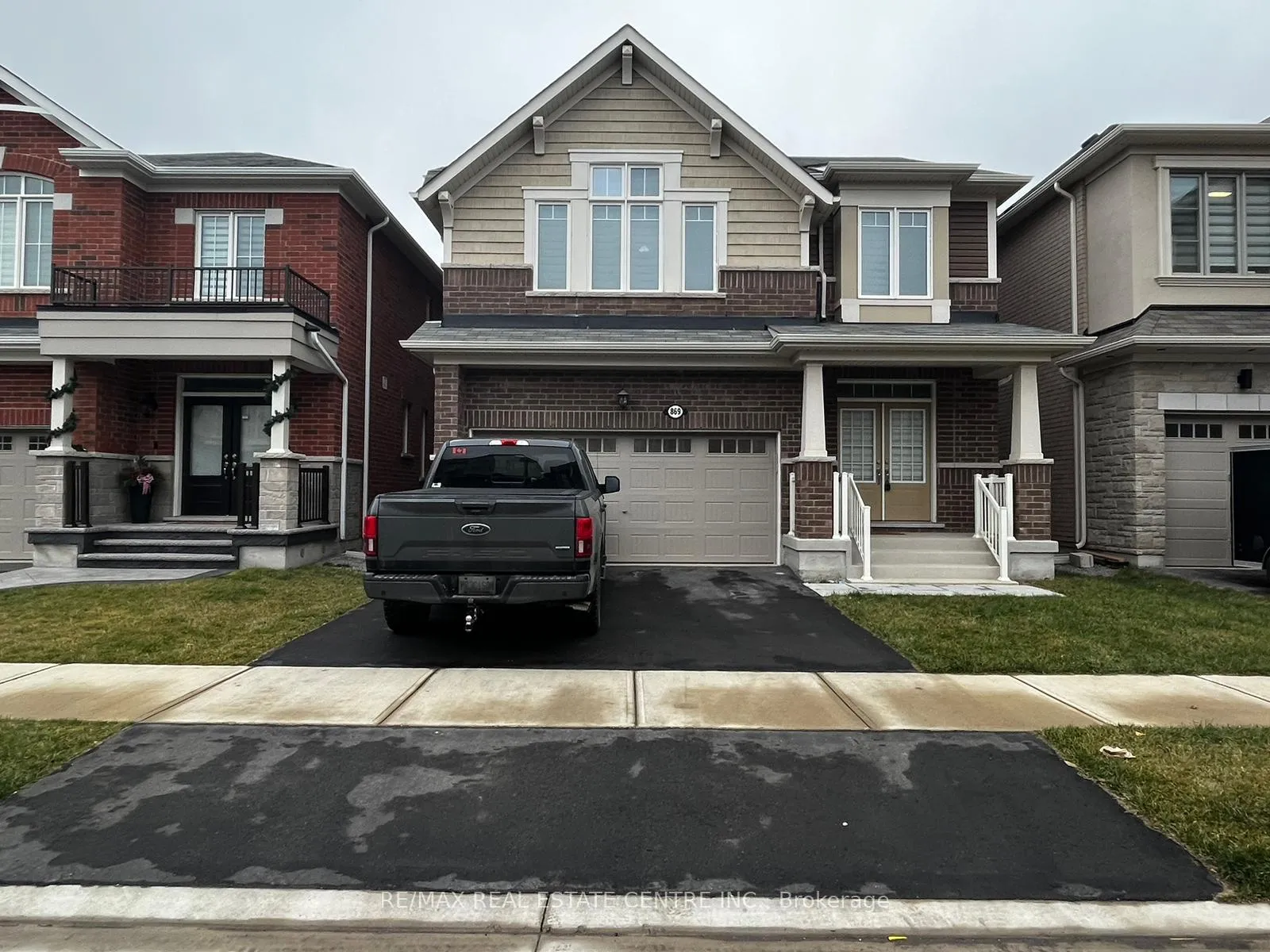 Photo 2 of 869 Magnolia Terrace, Milton, Cobban — HOMEH