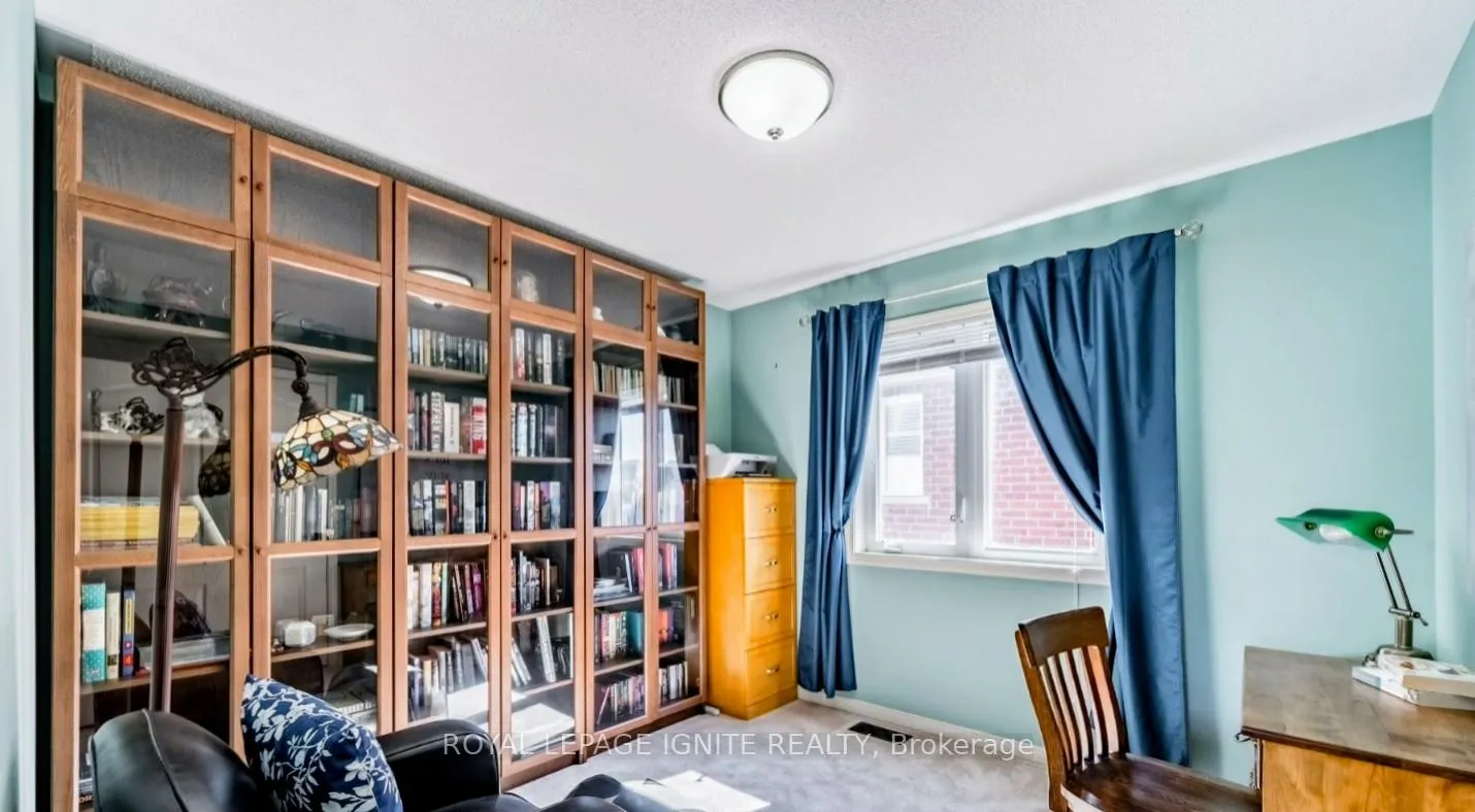 Photo 6 of 1271 Meath Drive, Oshawa, Pinecrest — HOMEH