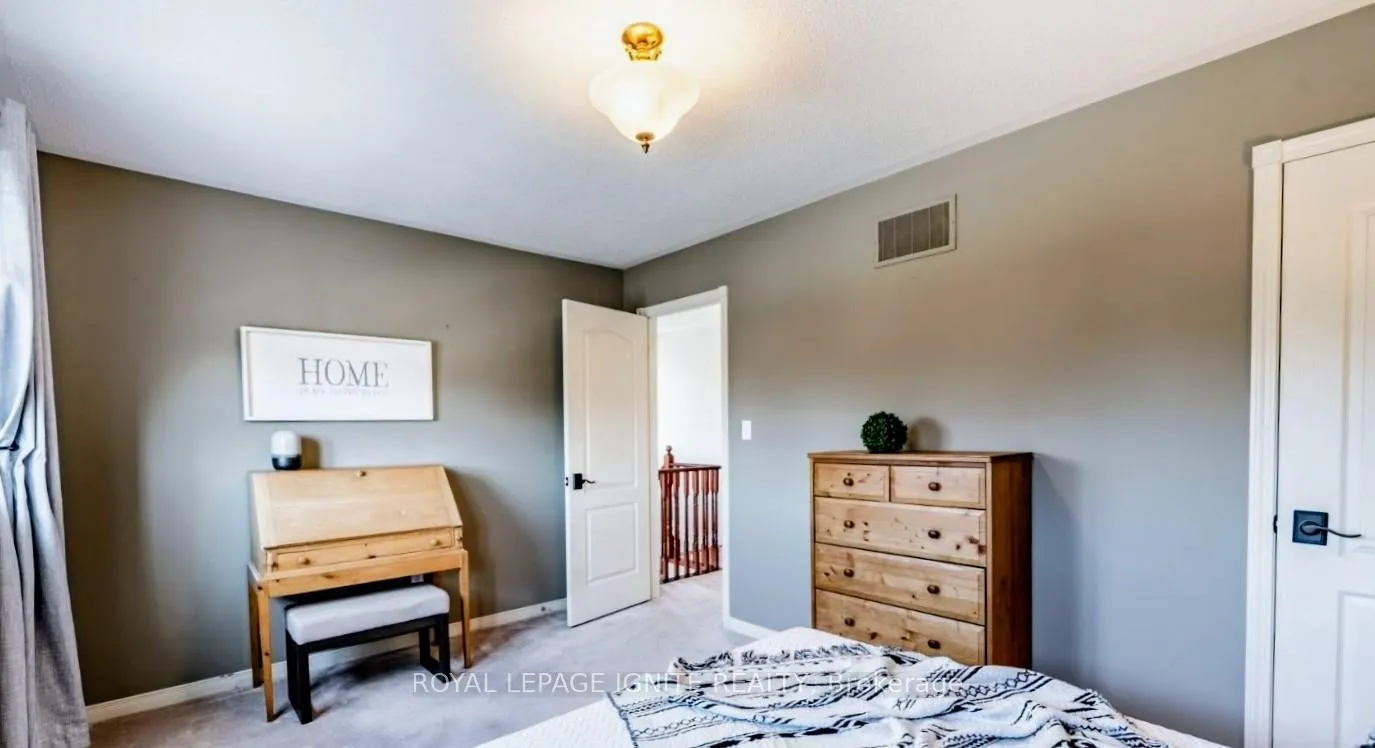 Photo 9 of 1271 Meath Drive, Oshawa, Pinecrest — HOMEH
