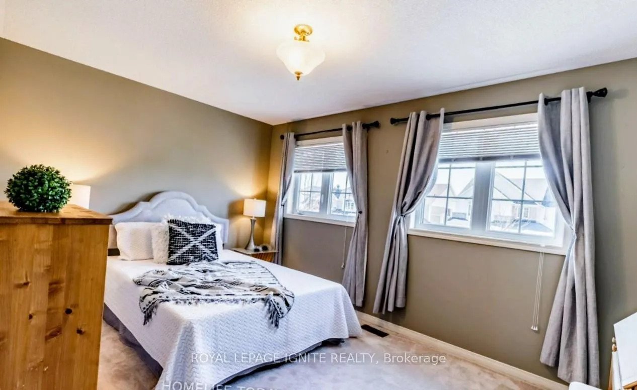 Photo 11 of 1271 Meath Drive, Oshawa, Pinecrest — HOMEH