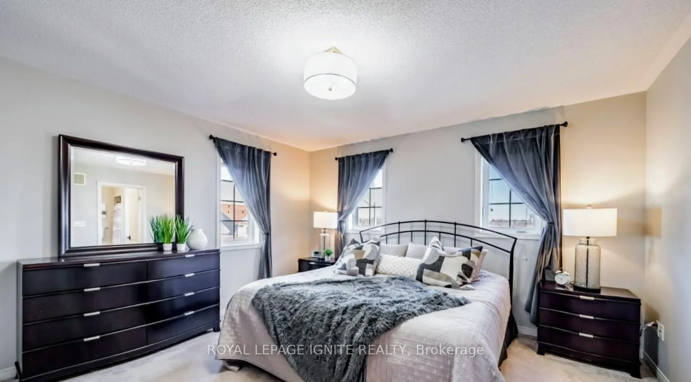 Photo 14 of 1271 Meath Drive, Oshawa, Pinecrest — HOMEH