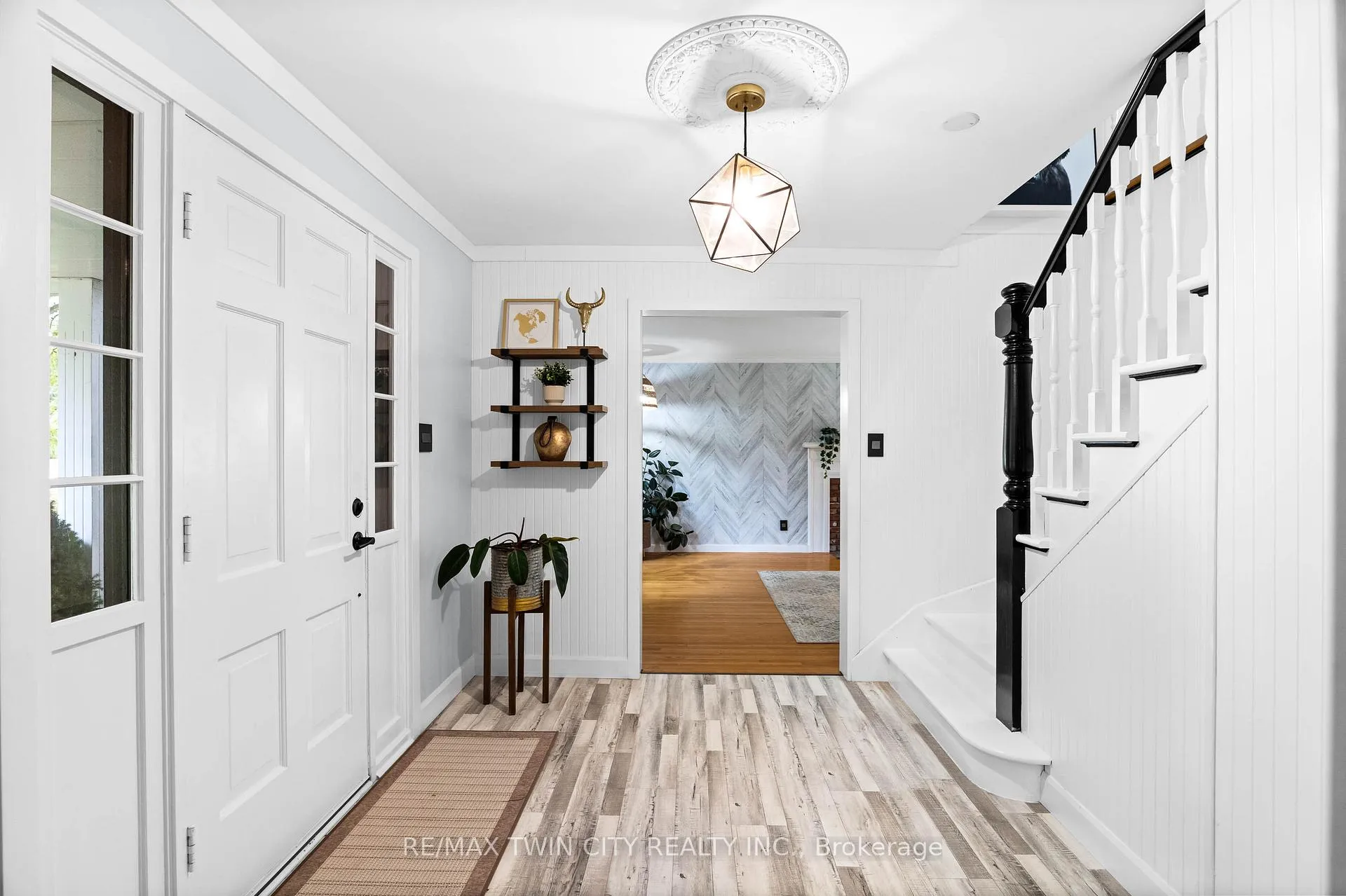 Photo 6 of 296 Edgehill Drive, Kitchener — HOMEH