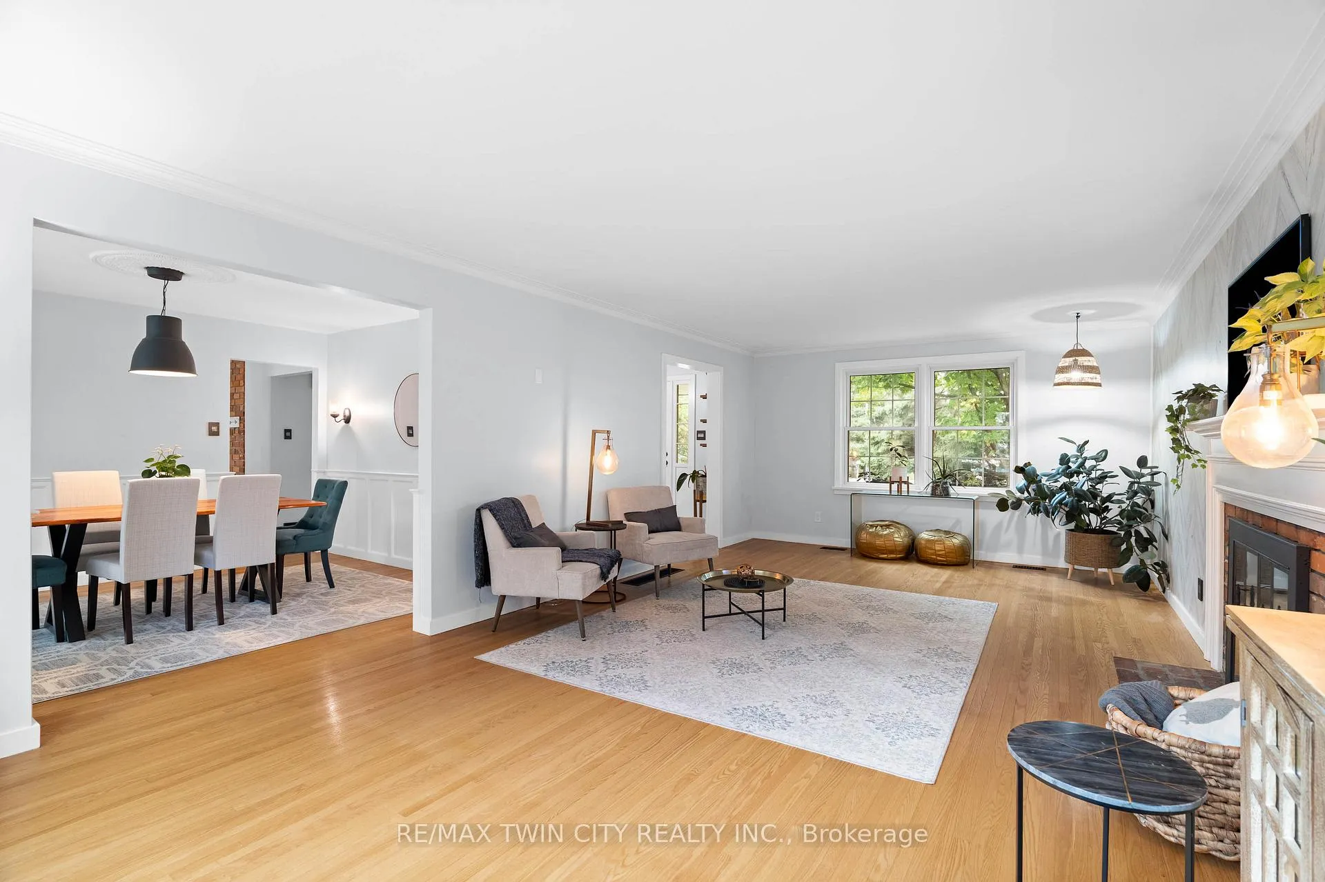 Photo 9 of 296 Edgehill Drive, Kitchener — HOMEH