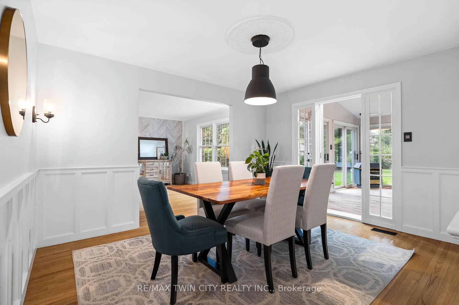 Photo 14 of 296 Edgehill Drive, Kitchener — HOMEH