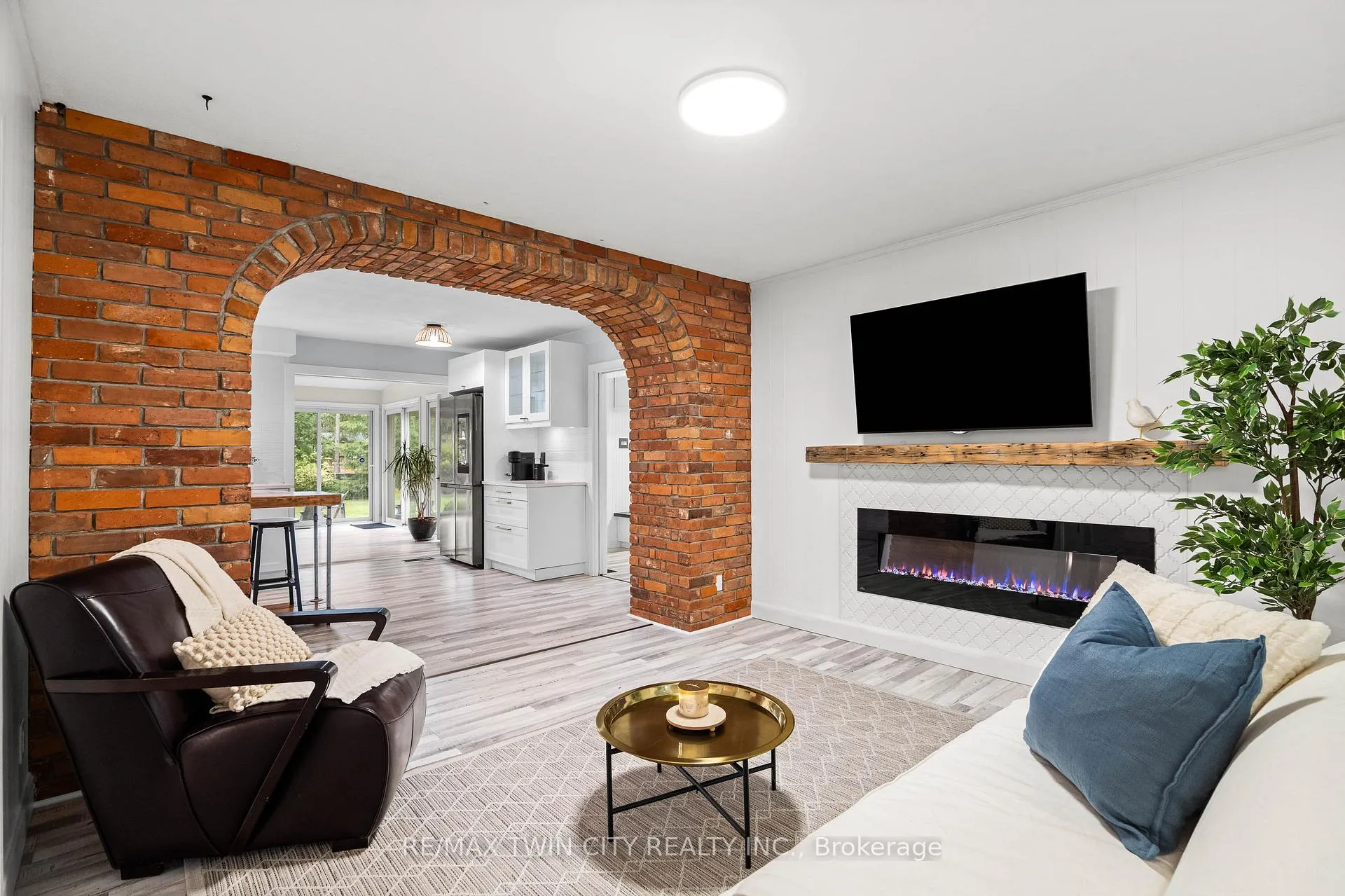 Photo 27 of 296 Edgehill Drive, Kitchener — HOMEH