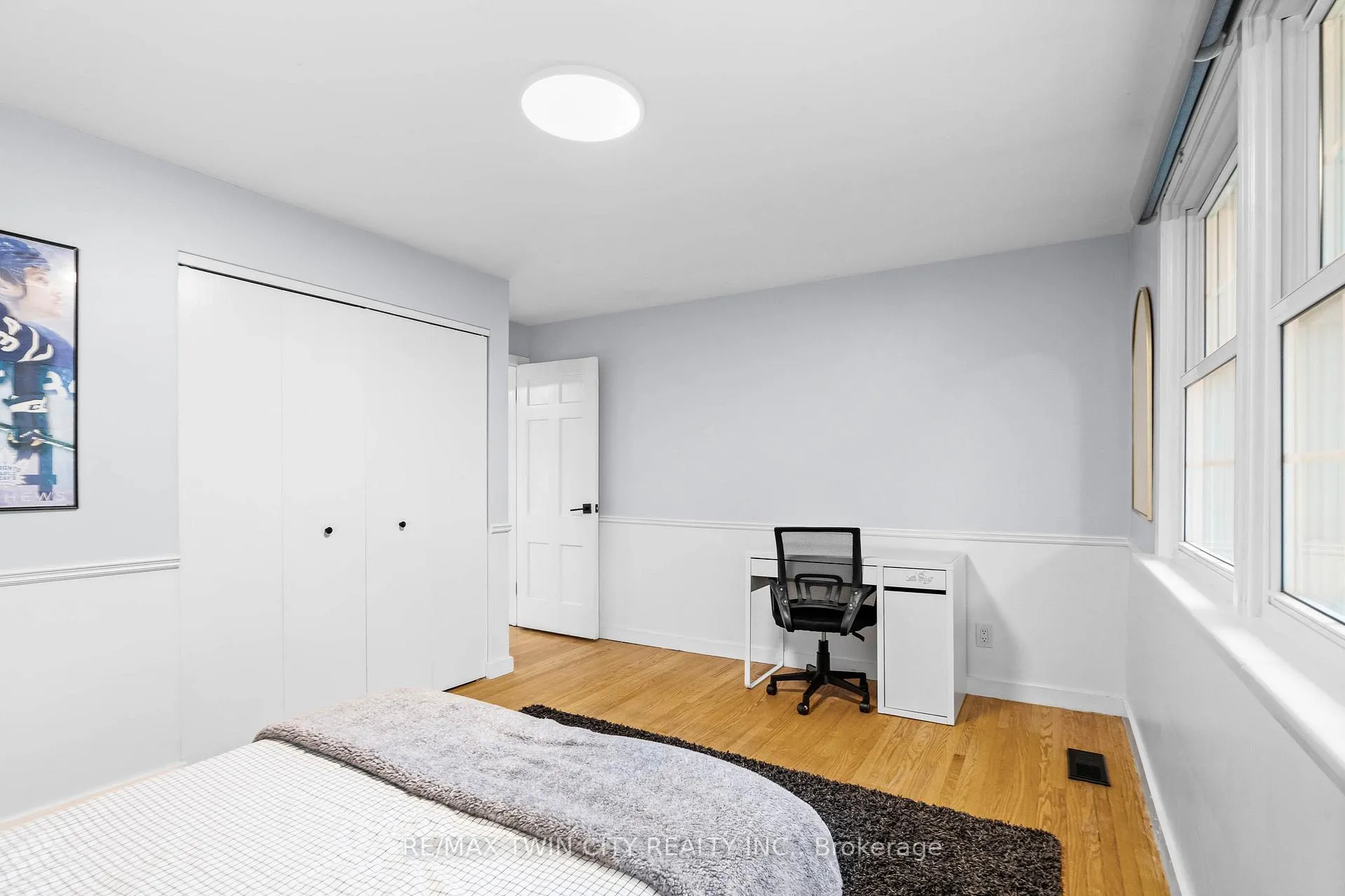 Photo 45 of 296 Edgehill Drive, Kitchener — HOMEH