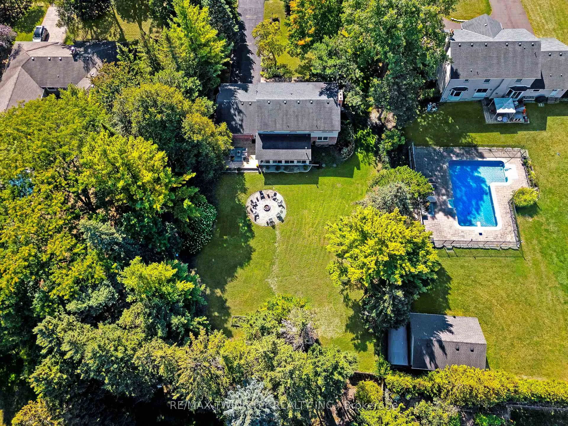 Photo 46 of 296 Edgehill Drive, Kitchener — HOMEH