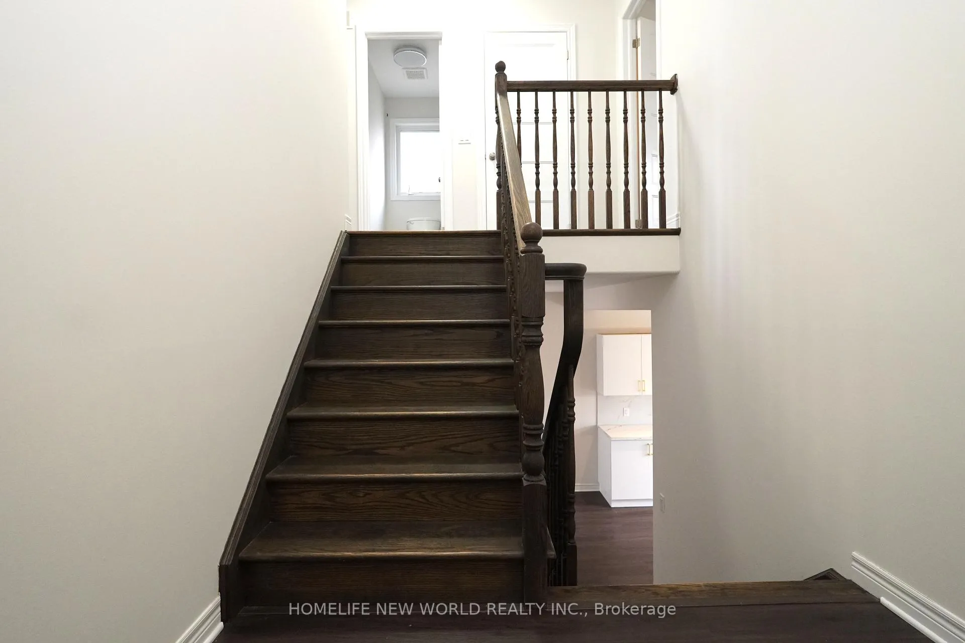Photo 11 of 5991 Kate Avenue, Niagara Falls, Forestview — HOMEH