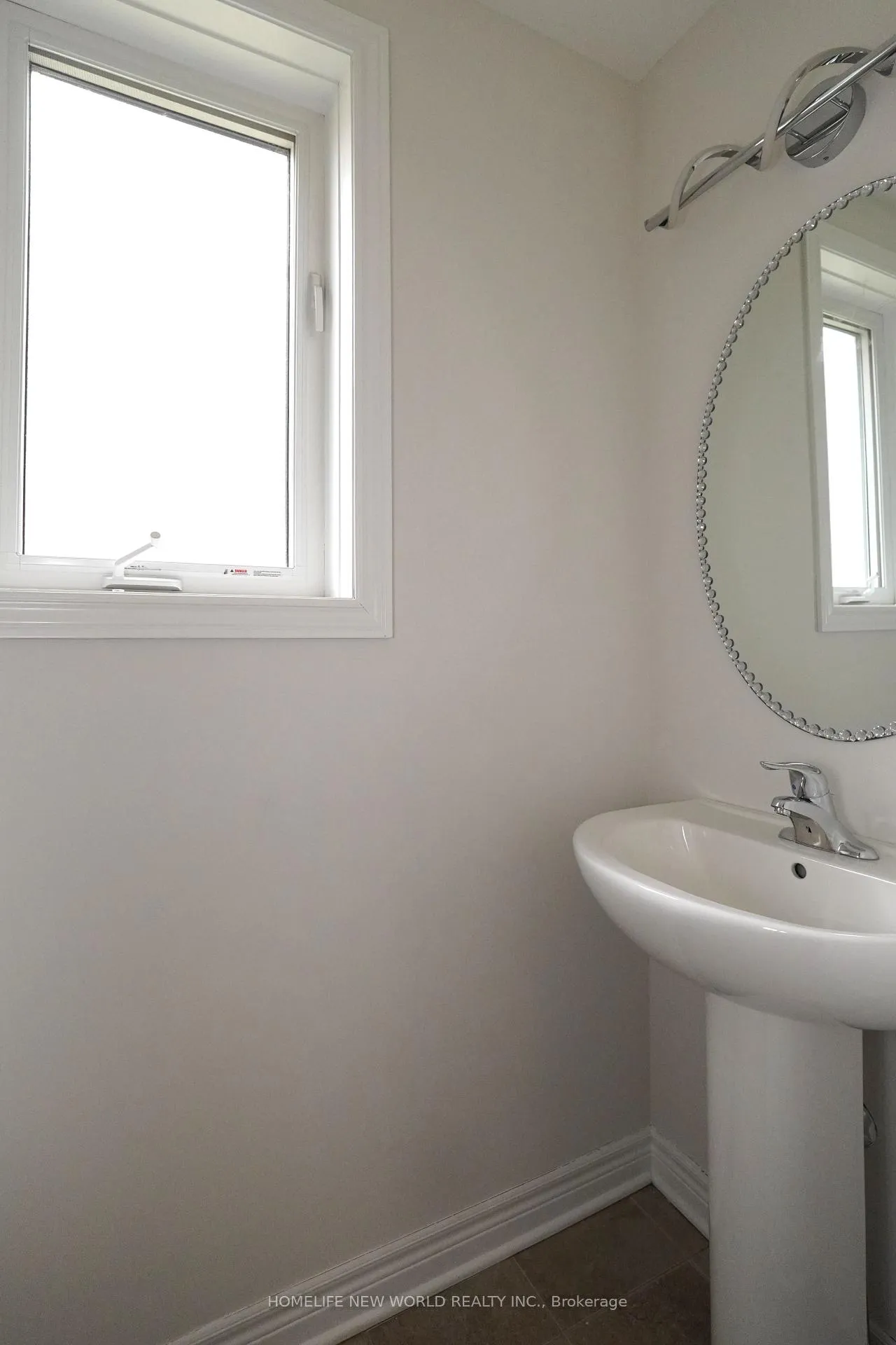 Photo 23 of 5991 Kate Avenue, Niagara Falls, Forestview — HOMEH