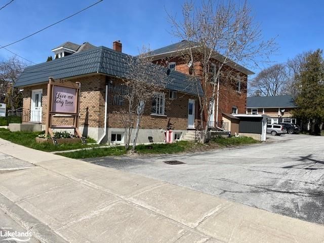 Photo 5 of 36 Trowbridge Street E, Meaford — HOMEH
