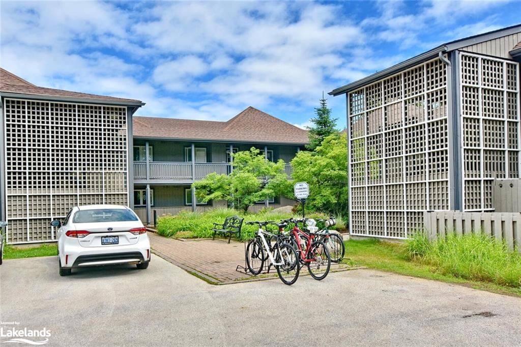 Photo 3 of 333 Mariners Way, Collingwood — HOMEH