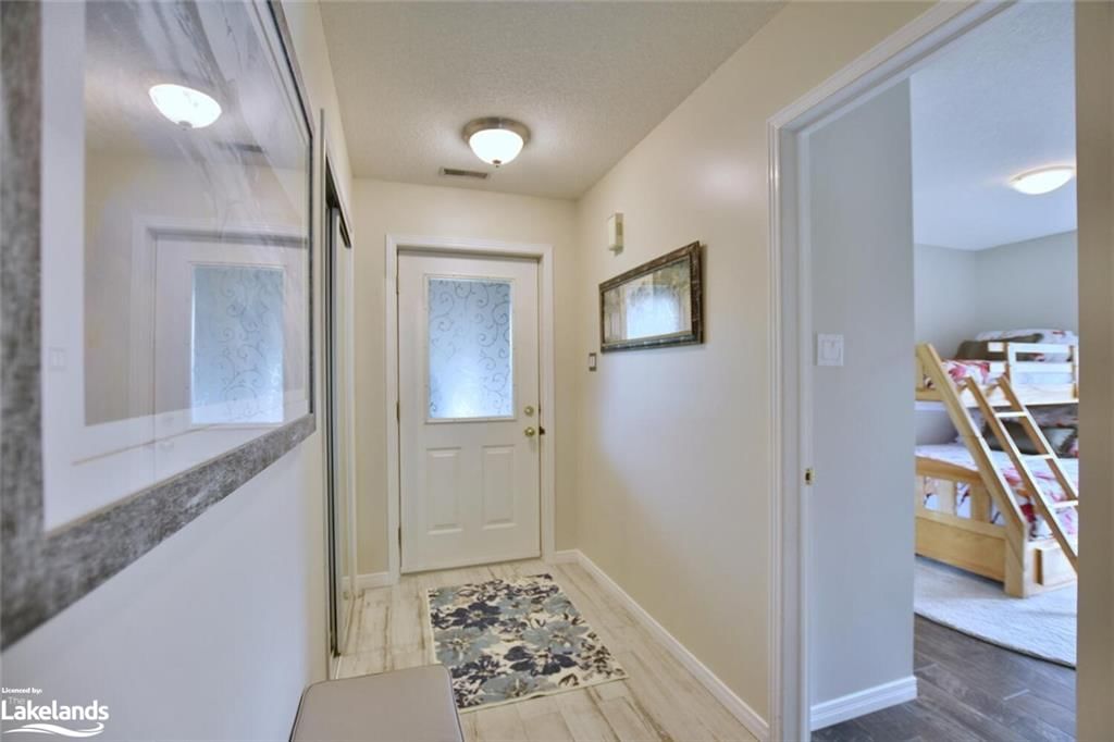 Photo 5 of 333 Mariners Way, Collingwood — HOMEH