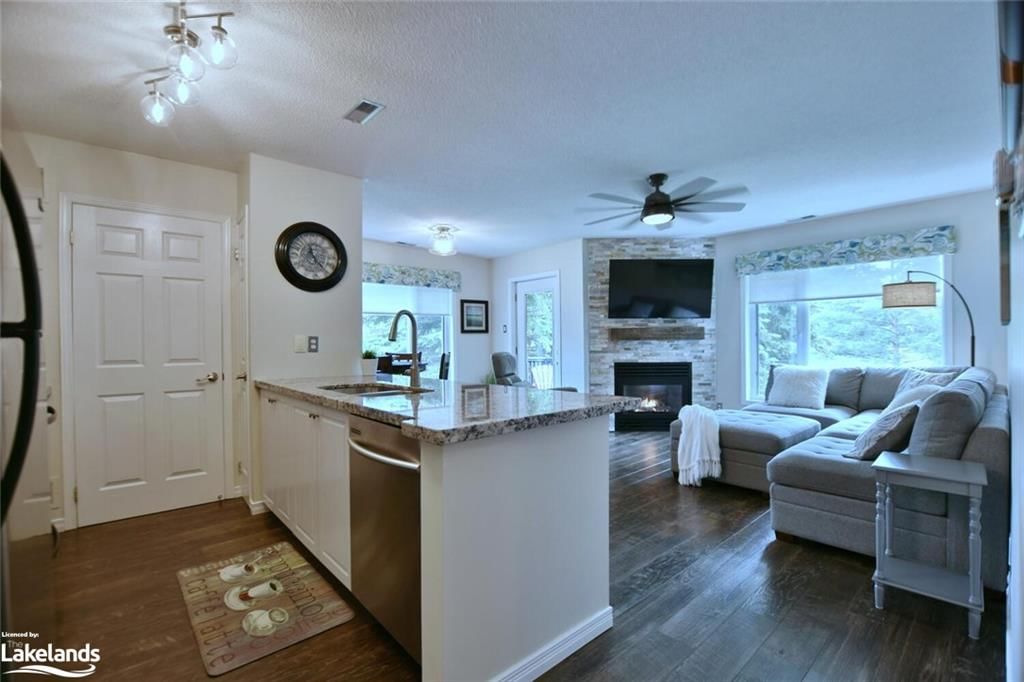 Photo 7 of 333 Mariners Way, Collingwood — HOMEH