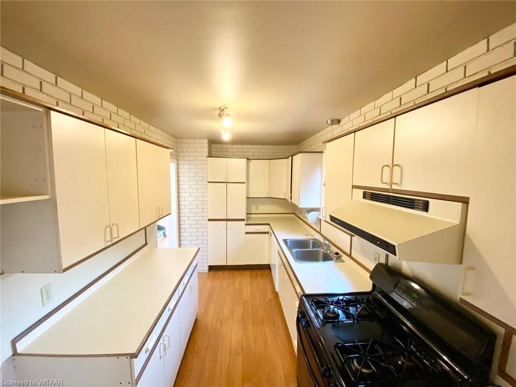 Photo 3 of 224 Joseph Street, Chatham-Kent, Chatham — HOMEH
