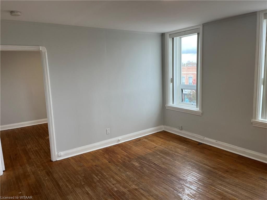 Photo 6 of Unit 4, 2 Baldwin Street, Tillsonburg — HOMEH