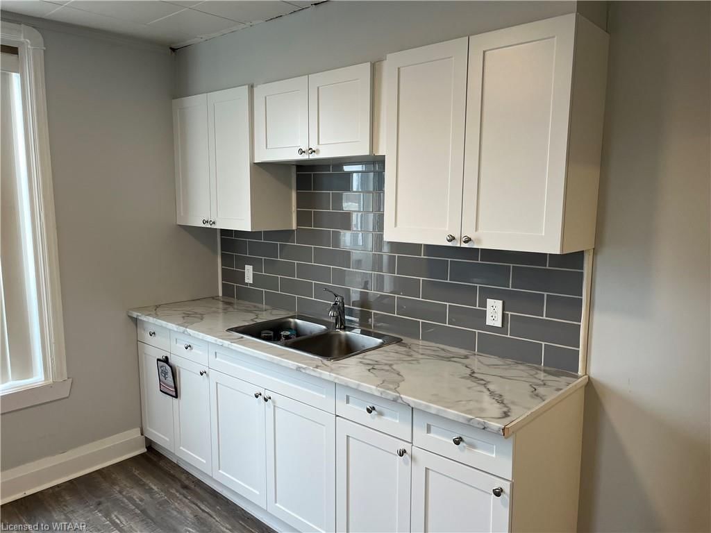 Photo 9 of Unit 4, 2 Baldwin Street, Tillsonburg — HOMEH