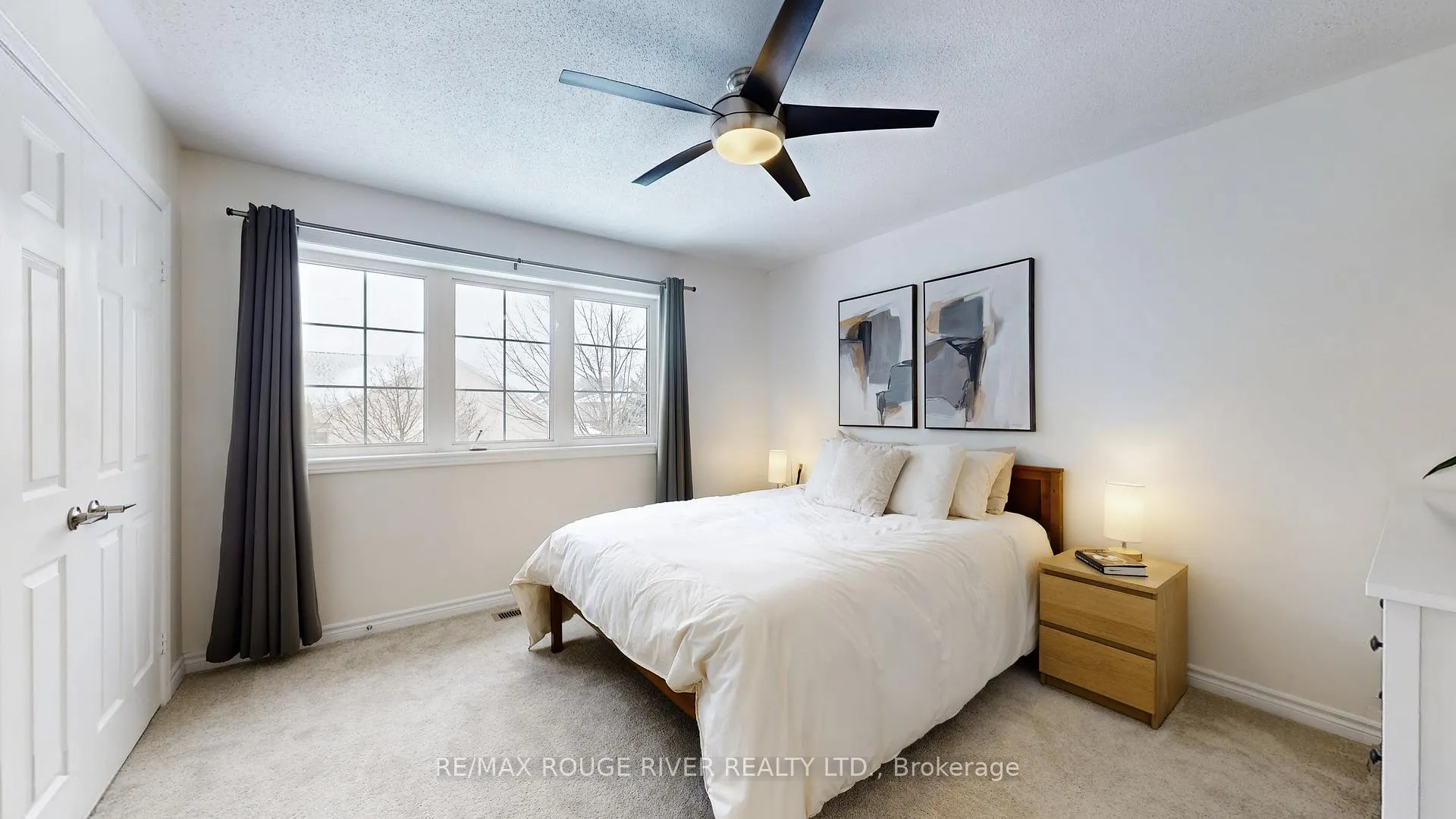 Photo 11 of 94 Richfield Square, Clarington, Courtice — HOMEH