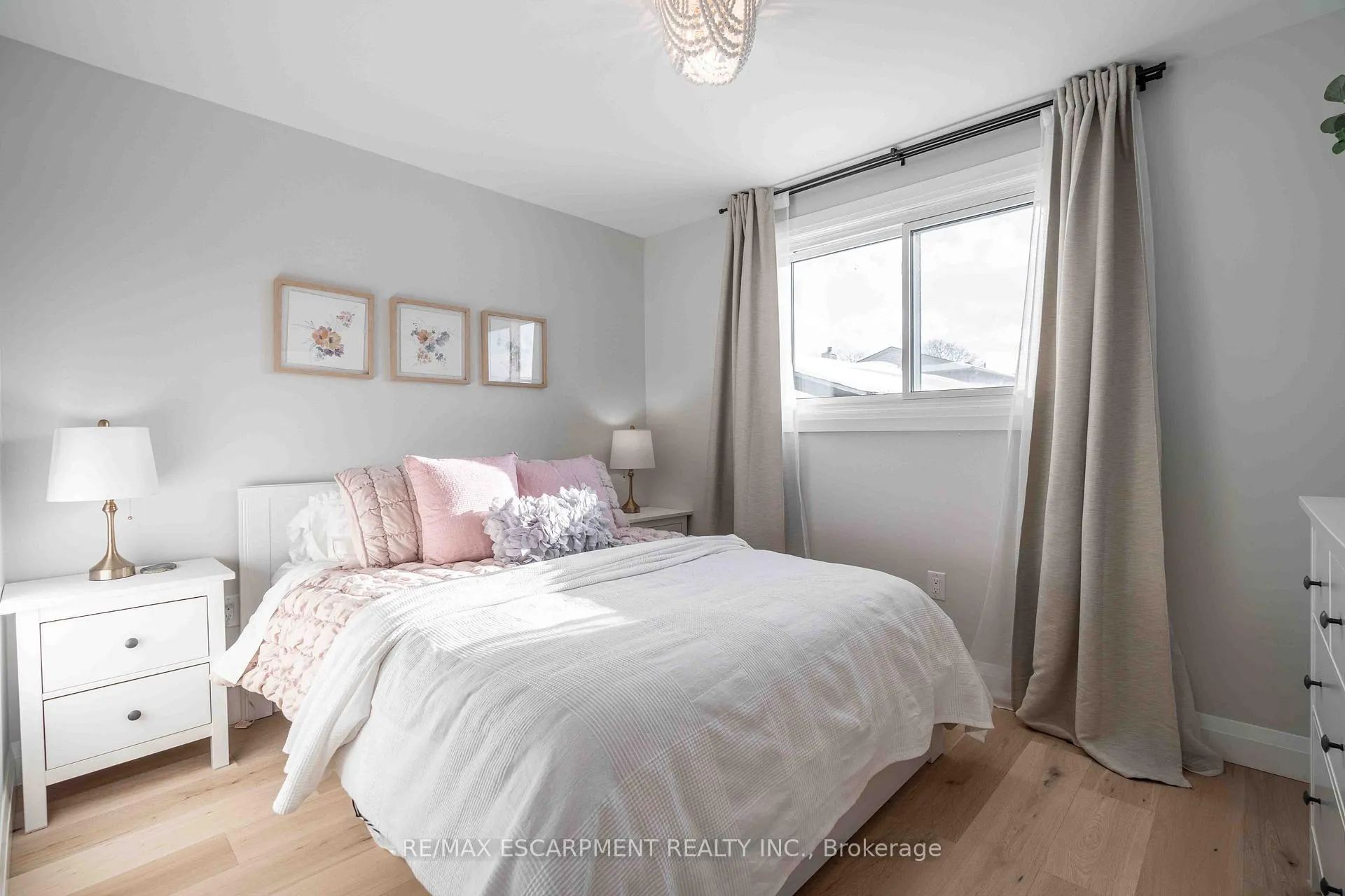 Photo 12 of 34 William Johnson Street, Hamilton, Stoney Creek Mountain — HOMEH