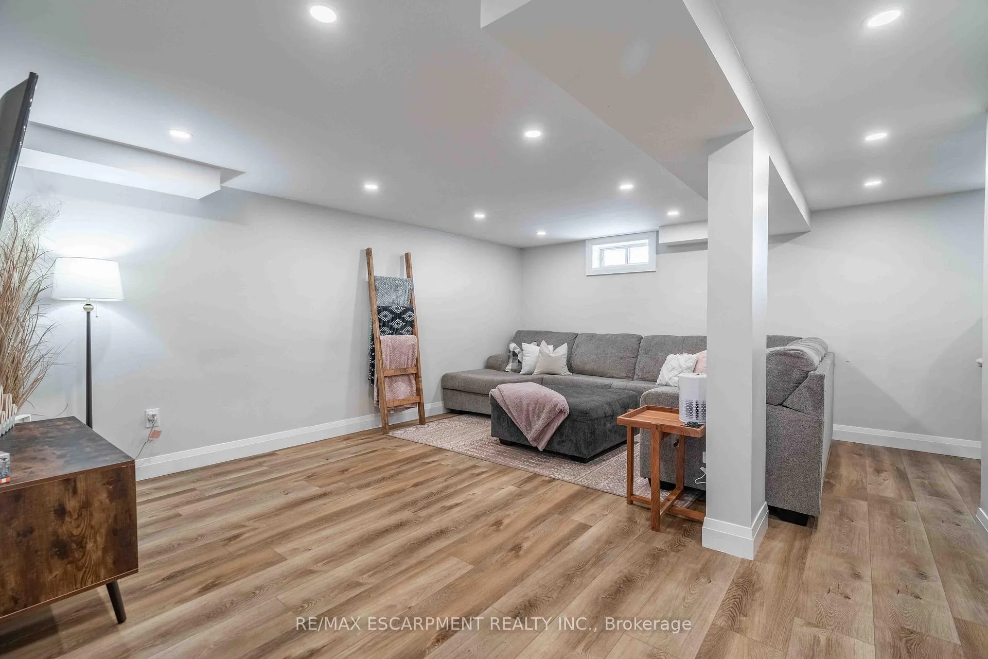 Photo 15 of 34 William Johnson Street, Hamilton, Stoney Creek Mountain — HOMEH