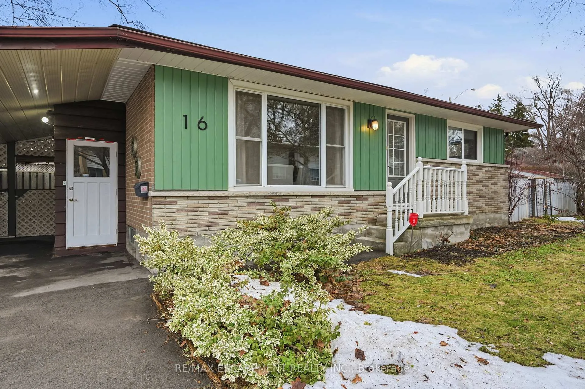 Photo 5 of 16 Alison Avenue, Waterloo — HOMEH